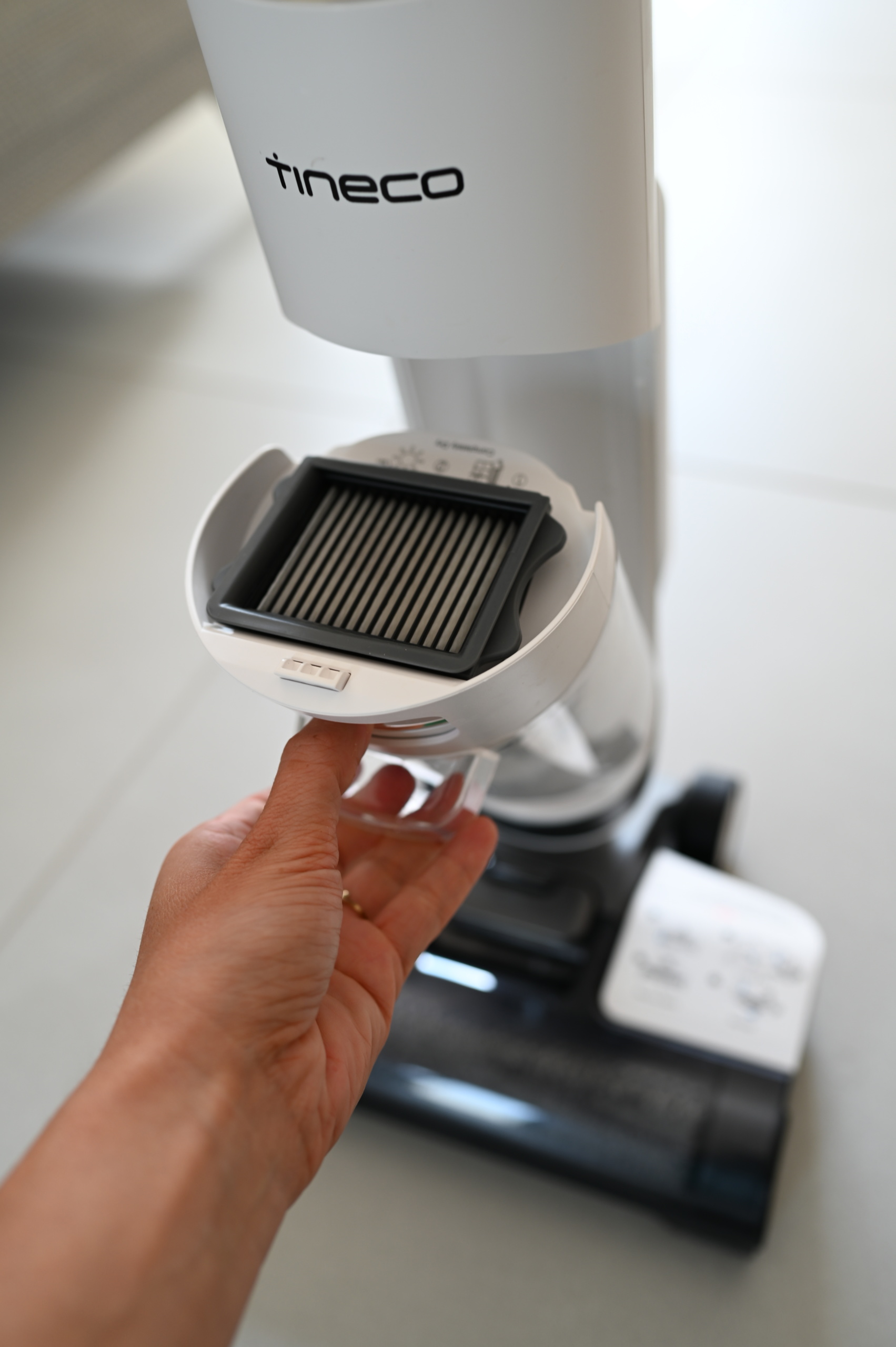 Test Tineco Floor One S5 : l'aspirateur laveur qui a mis ma